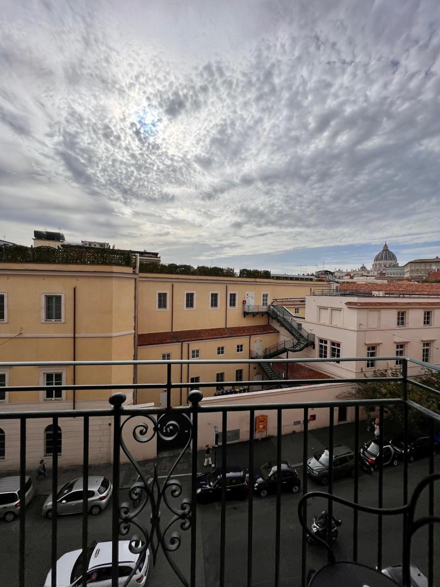 La Maison Royale, Rome